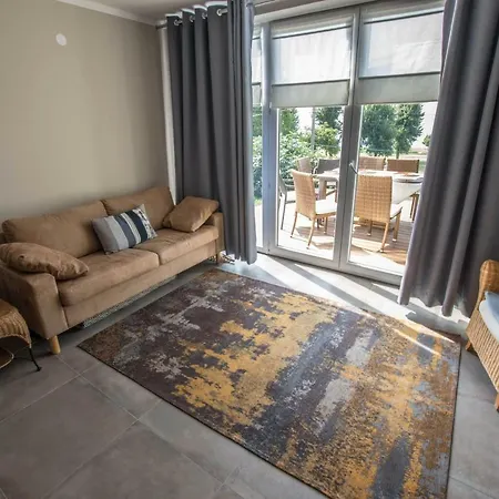 Blue Panorama بيت للعطل Révfülöp