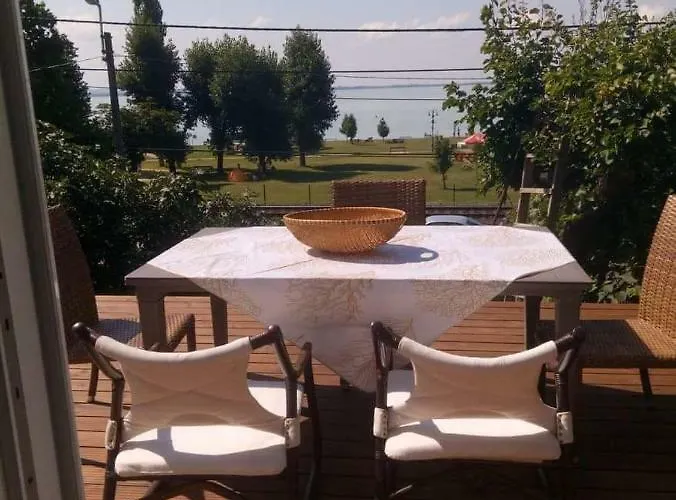 Blue Panorama רבפולופ